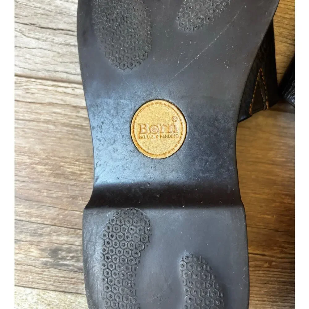 BORN Womens Black Casual Leather Slide Sandals Size 7.5 With Stitching